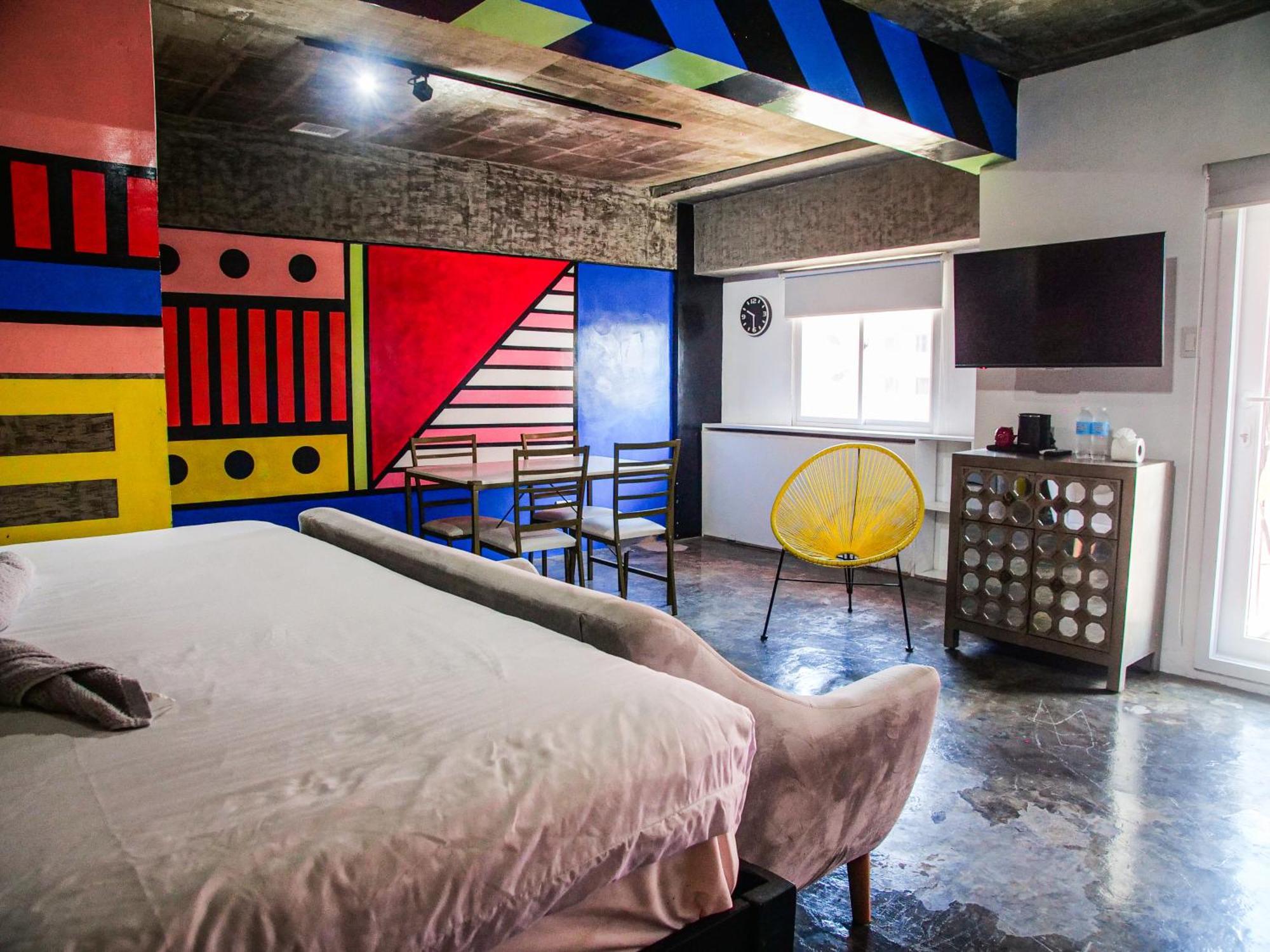 D522 Hostel At Kiener Hills - Near Cebu Airport Мактан Екстериор снимка