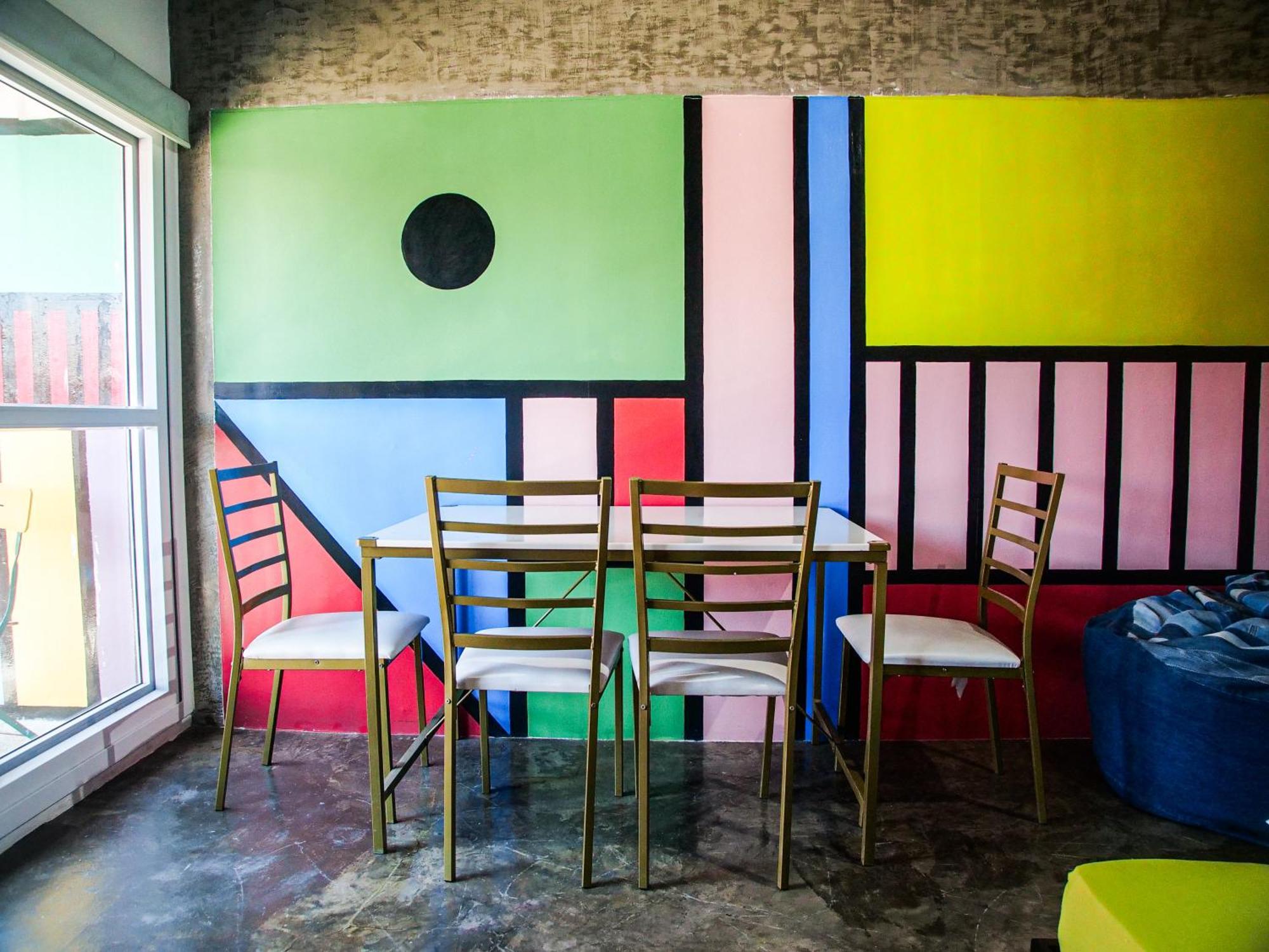 D522 Hostel At Kiener Hills - Near Cebu Airport Мактан Екстериор снимка