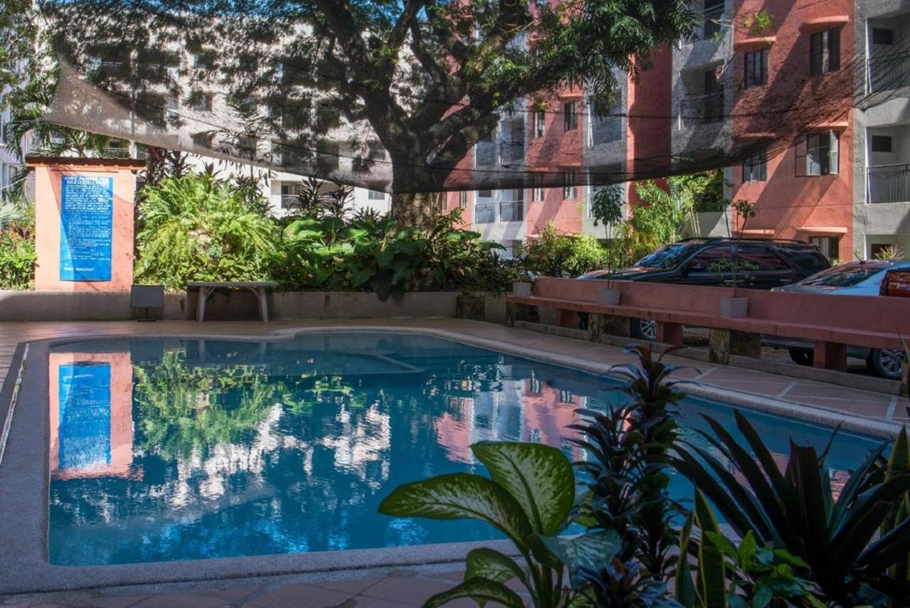 D522 Hostel At Kiener Hills - Near Cebu Airport Мактан Екстериор снимка